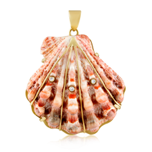 Load image into Gallery viewer, Three Stone Pink Lion's Paw Pendant in shell by Christina Puchi