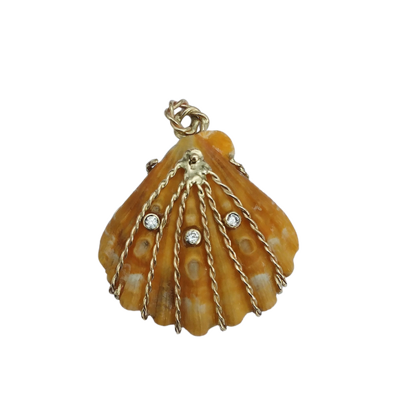 Lions Paw Pendant in shell by Christina Puchi