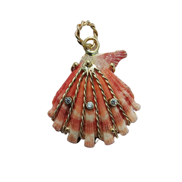 Lions Paw Pendant in shell by Christina Puchi